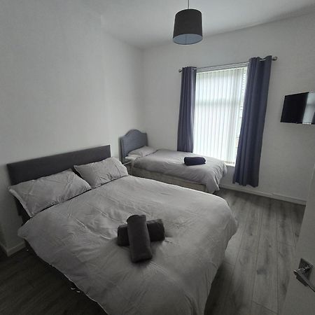 ליברפול Anfield Guest House Sleeps 5 מראה חיצוני תמונה